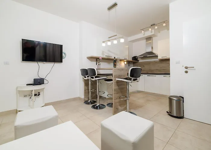 Appartement Pool Delux *