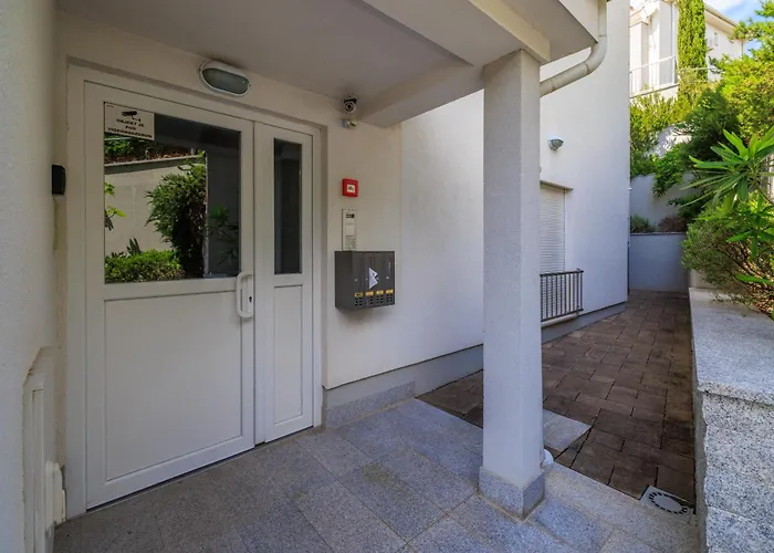 Appartement Pool Delux *