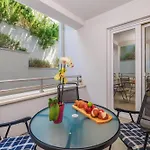 Pool Delux Апартаменты